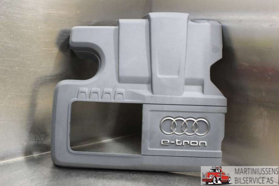 Motordeksel over motor til Audi A3 2012-2016 (Type III, Fase 1) (AUDI||04E 103 925 C)