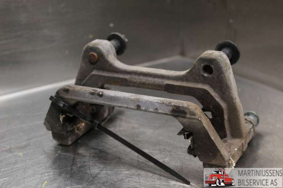 Bremsecaliper brakett til Tesla Model 3, 2018-2023 (Fase 1)  (TESLA|)
