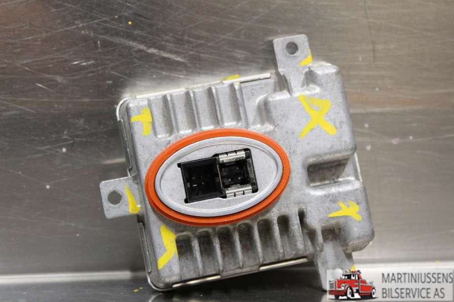 Styreenhet xenon/ballast til BMW 5-Serie 2010-2017 (F10/F11) (F10/F11) (BMW|7 237 647|)