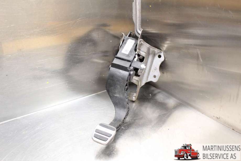 Pedal gass/brems/clutch til Ford Focus, 2018-->> (Type IV)  (FORD|)