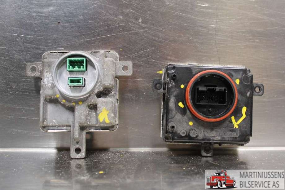 Styreenhet xenon/ballast til VW Caddy 2015-2020 (Type III, Fase 3)  (VOLKSWAGEN|8K0.941.597 F|)