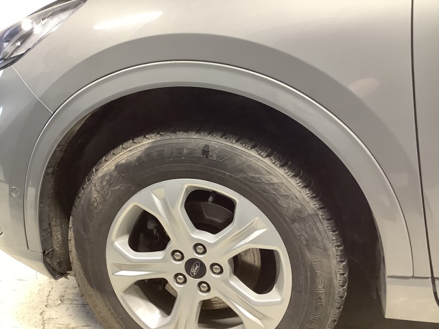 Hjulbuelist venstre foran til Ford Kuga, 2019-->> (Type III)  (FORD|)