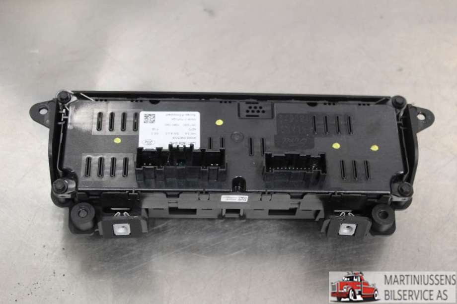 Varmeapparat betjening til Ford Kuga 2019-->> (Type III)  (FORD||LJ6T-18C612-HC)