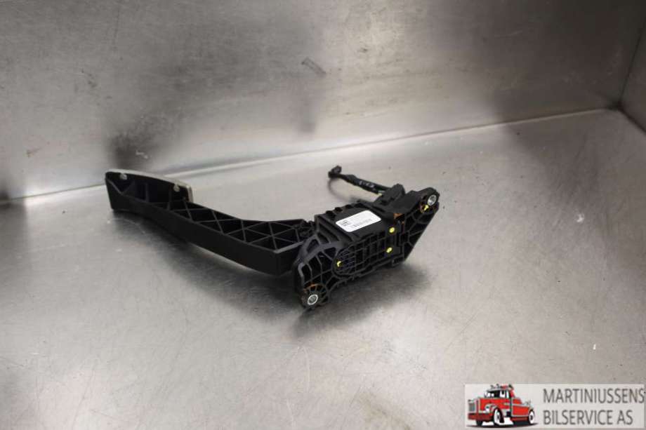 Pedal gass til Ford Kuga 2019-->> (Type III)  (FORD||LX61-9F836-CA)