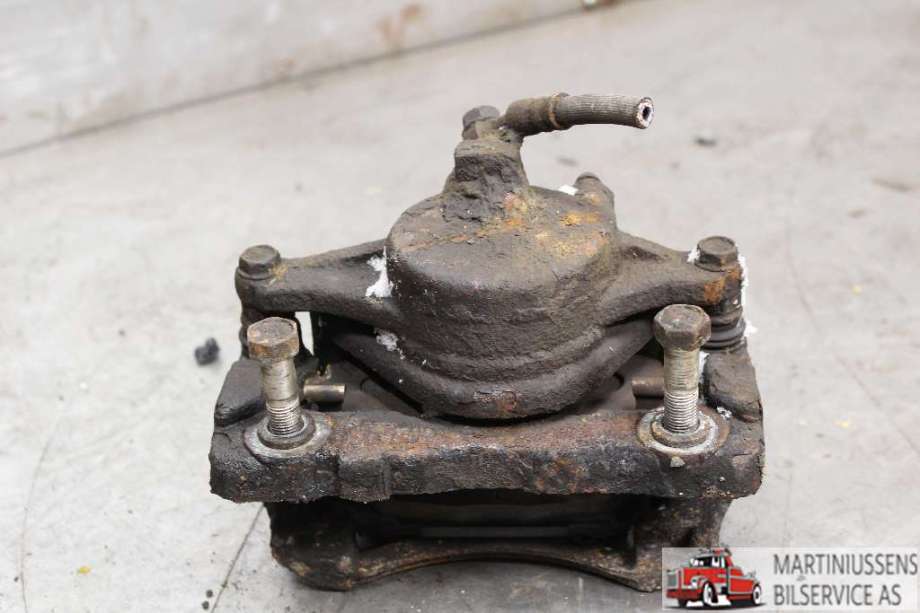 Bremsecaliper venstre foran til Toyota Hiace 2007-2012 (Fase 3)  (TOYOTA|)