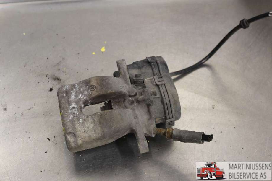 Bremsecaliper venstre bak til Mercedes GLA, 2014-2020 (X156) (X156) (MERCEDES|)