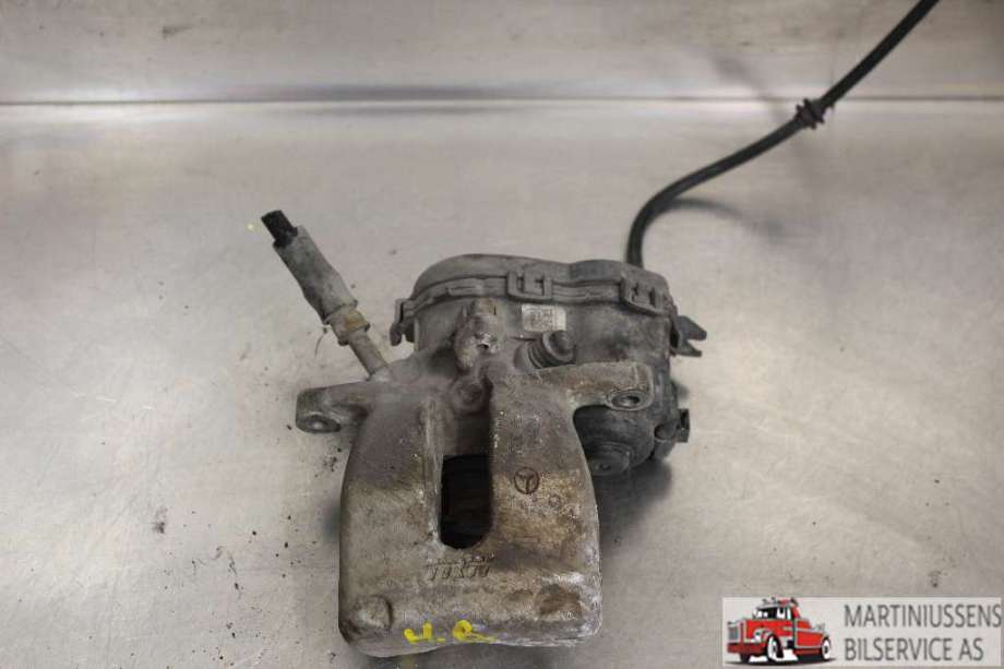 Bremsecaliper høyre bak til Mercedes GLA, 2014-2020 (X156) (X156) (MERCEDES|)