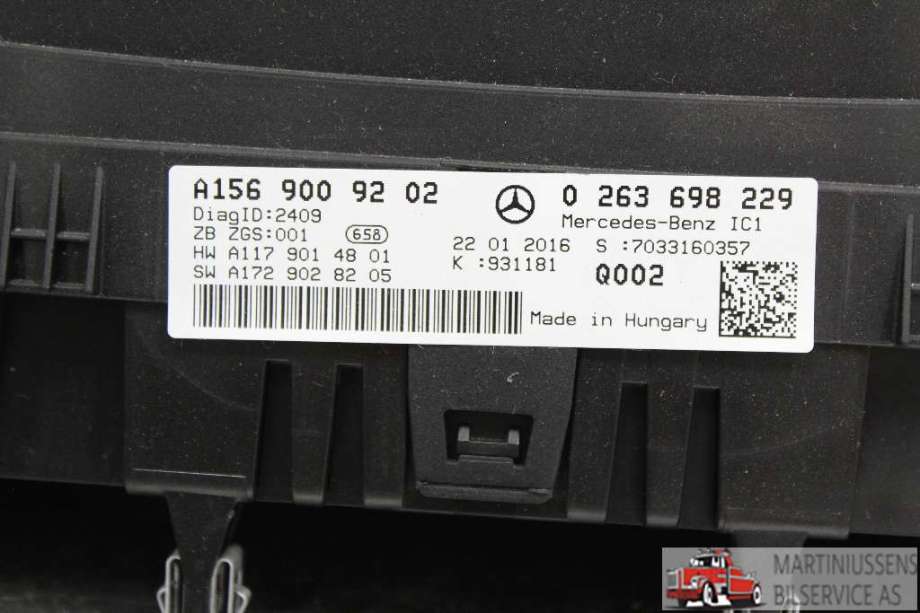 Speedometer til Mercedes GLA 2014-2020 (X156) (X156) (MERCEDES||A156 900 92 02)