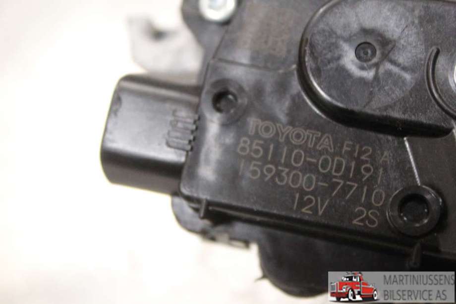 Viskermotor frontrute til Toyota Yaris 2012-2014 (Type III, Fase 1)  (TOYOTA|)
