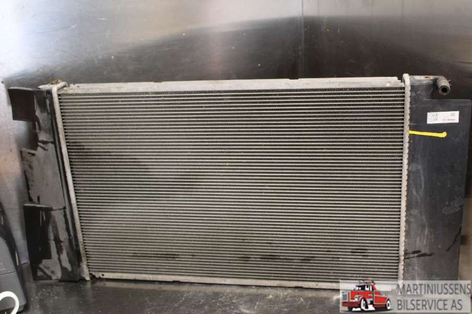 Radiator (automat gir) til Toyota Avensis, 2009-2015 (Type III, Fase 1)  (TOYOTA|)