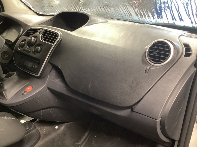 Dashbord til Renault Kangoo, 2008-2021 (Type II)  (RENAULT|)