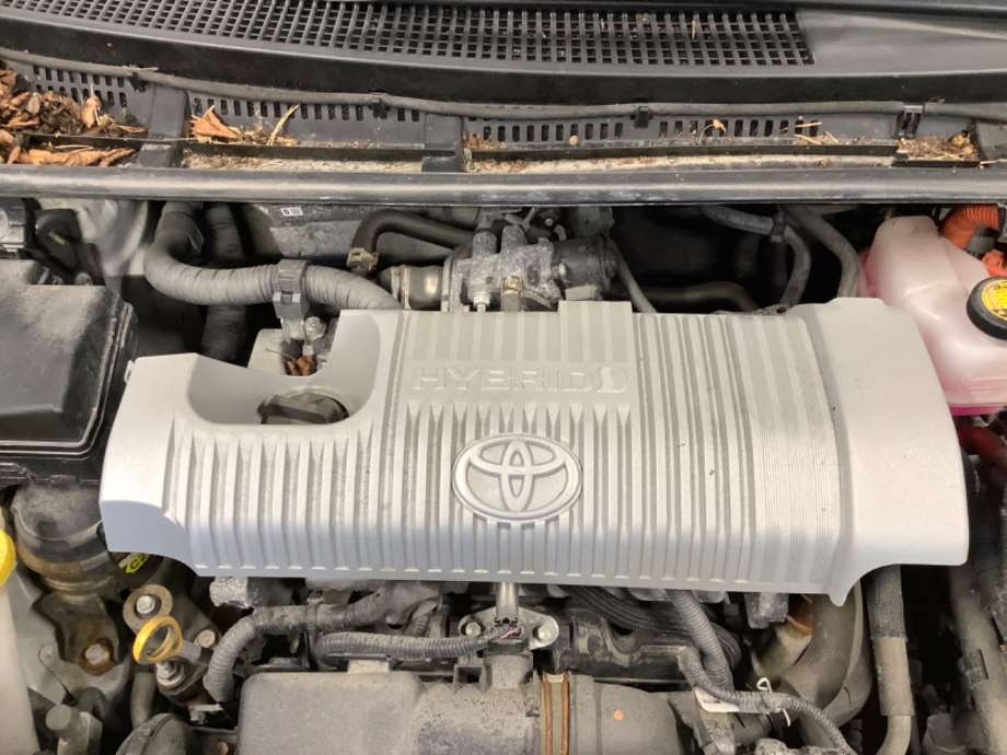 Motordeksel over motor til Toyota Yaris, 2012-2014 (Type III, Fase 1)  (TOYOTA|)