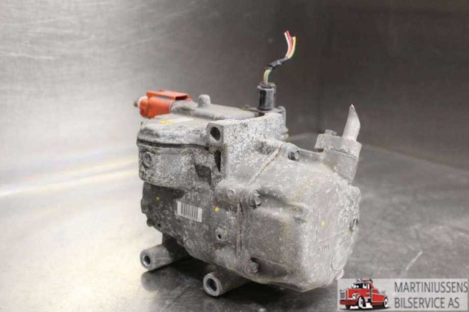Aircondition kompressor til Toyota Auris, 2015-2019 (Type II, Fase 2)  (TOYOTA|)