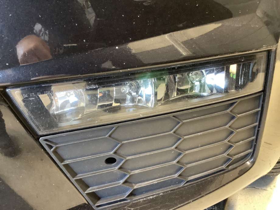 Tåkelykt venstre foran til Škoda Octavia, 2013-2016 (Type III, Fase 1)  (SKODA|)
