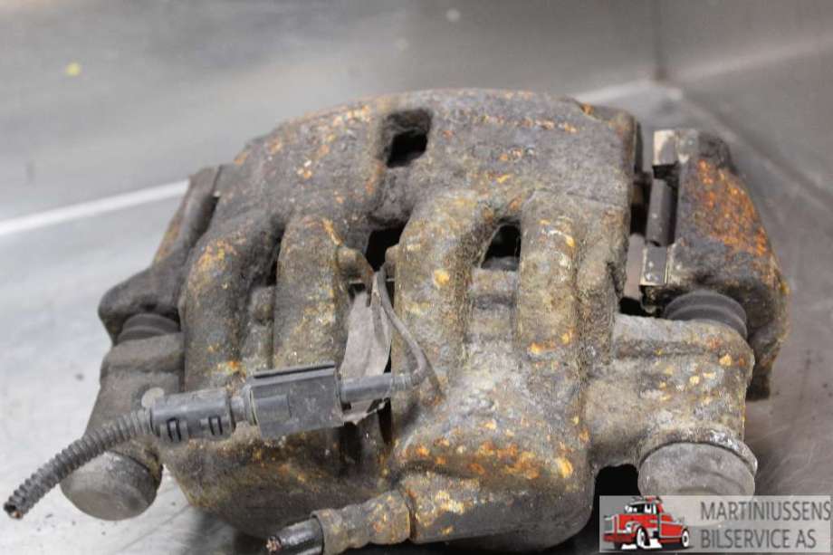 Bremsecaliper venstre foran til Peugeot Boxer 2014-->> (Type III, Fase 2)  (PEUGEOT|)