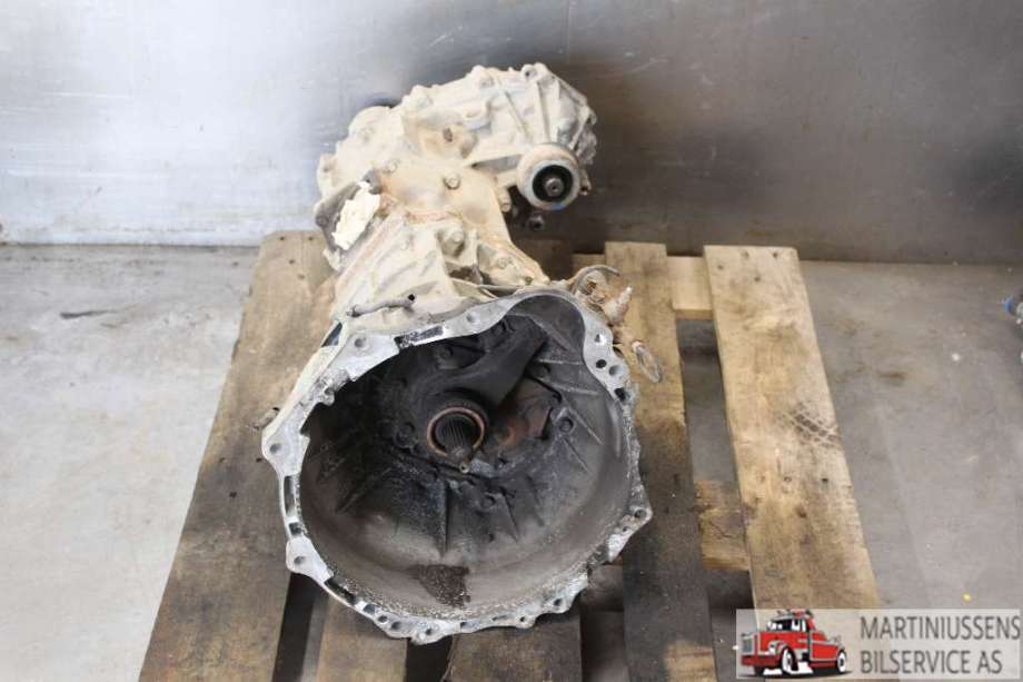 Girkasse manuell til Toyota Hiace, 2007-2012 (Fase 3)  (TOYOTA|)