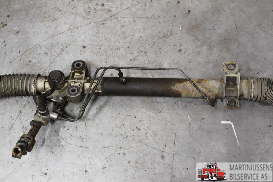 Tannstang til Toyota Hiace 2007-2012 (Fase 3)  (TOYOTA|)