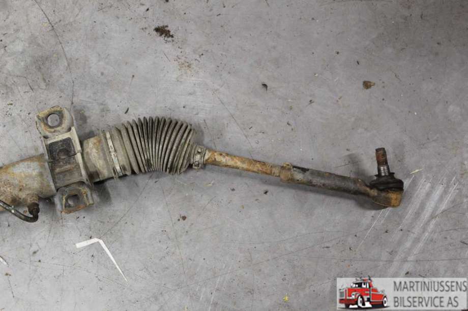 Tannstang til Toyota Hiace 2007-2012 (Fase 3)  (TOYOTA|)