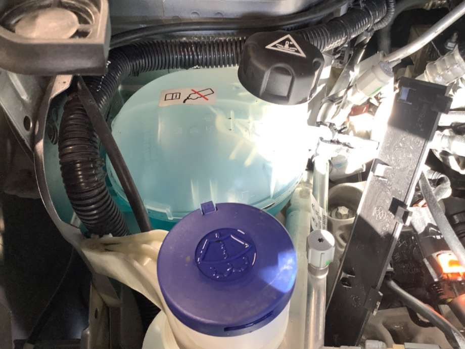 Ekspansjonstank til Peugeot 2008, 2019-->> (Type II)  (PEUGEOT|)
