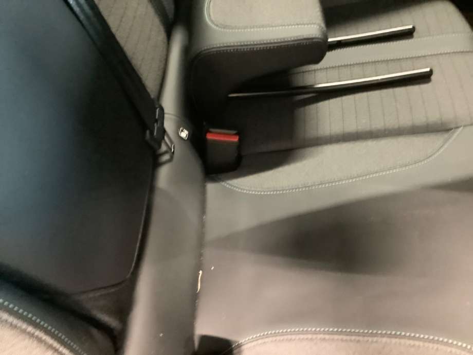 Sikkerhetsbeltelås baksete til Peugeot 2008, 2019-->> (Type II)  (PEUGEOT|)