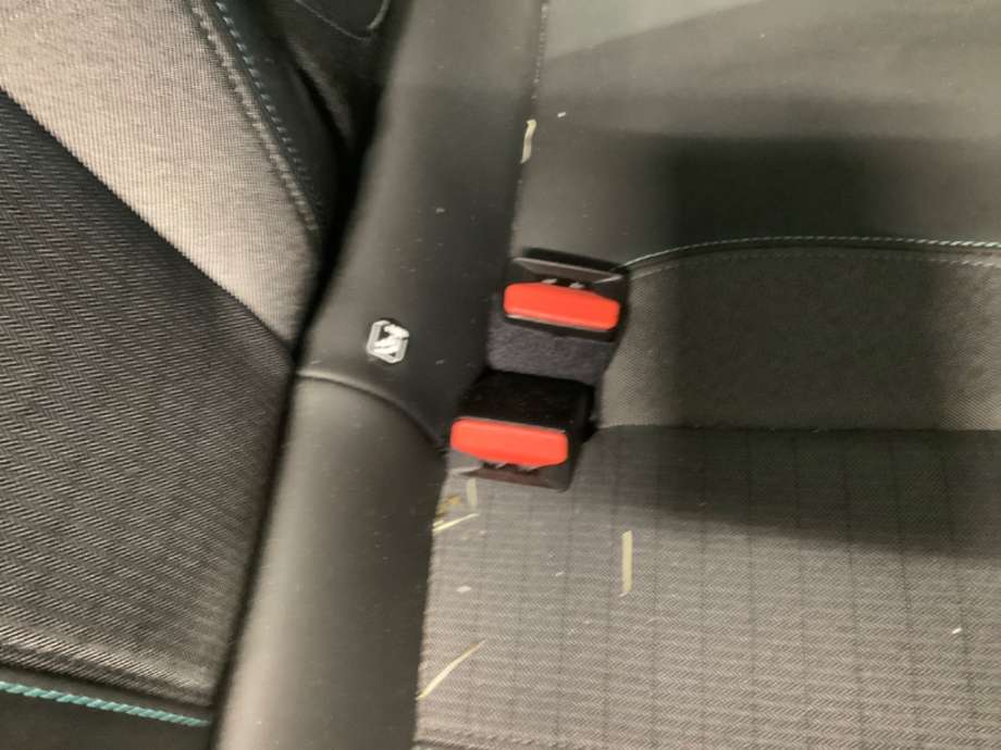Sikkerhetsbeltelås baksete til Peugeot 2008, 2019-->> (Type II)  (PEUGEOT|)