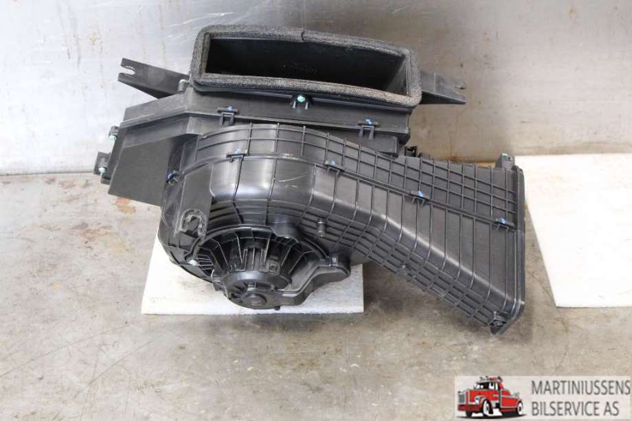Varmeapparat motor til Tesla Model X, 2016-->>  (TESLA|)