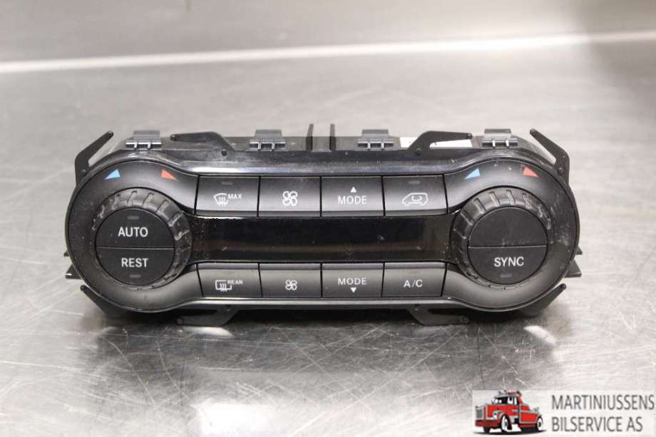 Varmeapparat betjening til Mercedes Vito, 2014-->> (W447) (W447) (MERCEDES|LU A4479004018)