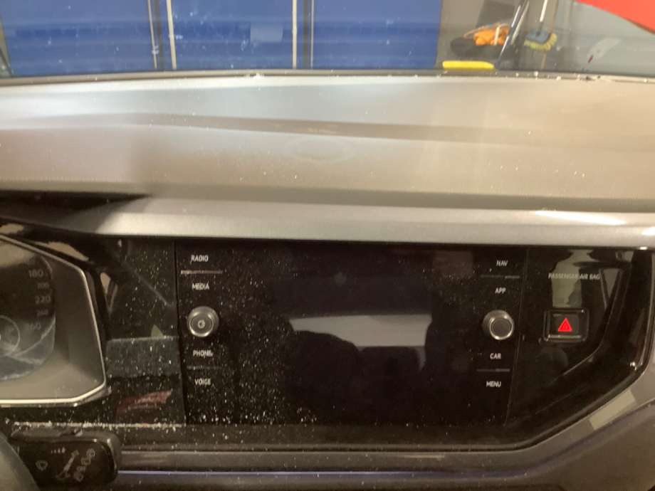 Dashbord til VW Polo 2017-2021 (Type VI, Fase 1)  (VOLKSWAGEN|)