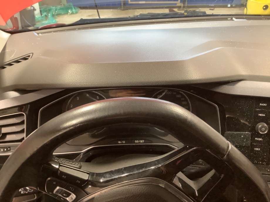 Dashbord til VW Polo 2017-2021 (Type VI, Fase 1)  (VOLKSWAGEN|)