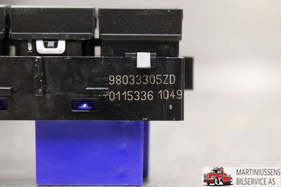 Bryter Antispinn til Peugeot 308 2013-2021 (Type II)  (PEUGEOT||98033305ZD)
