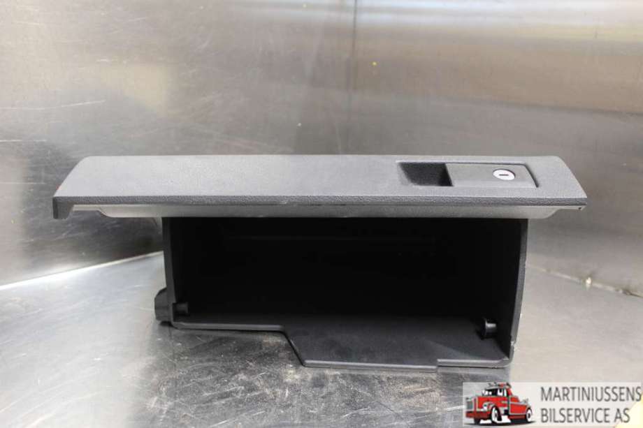 Hanskerom til VW Caddy 2015-2020 (Type III, Fase 3)  (VOLKSWAGEN||2K5.857.095.C)