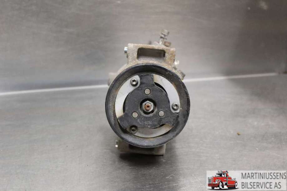 Aircondition kompressor til VW Caddy 2015-2020 (Type III, Fase 3)  (VOLKSWAGEN||5Q0 820 803 M)