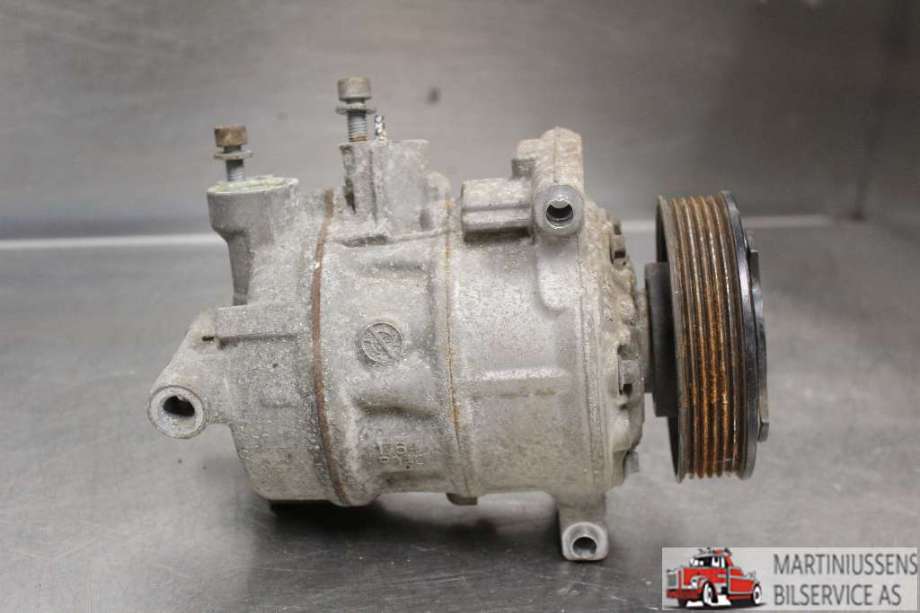 Aircondition kompressor til VW Caddy 2015-2020 (Type III, Fase 3)  (VOLKSWAGEN||5Q0 820 803 M)