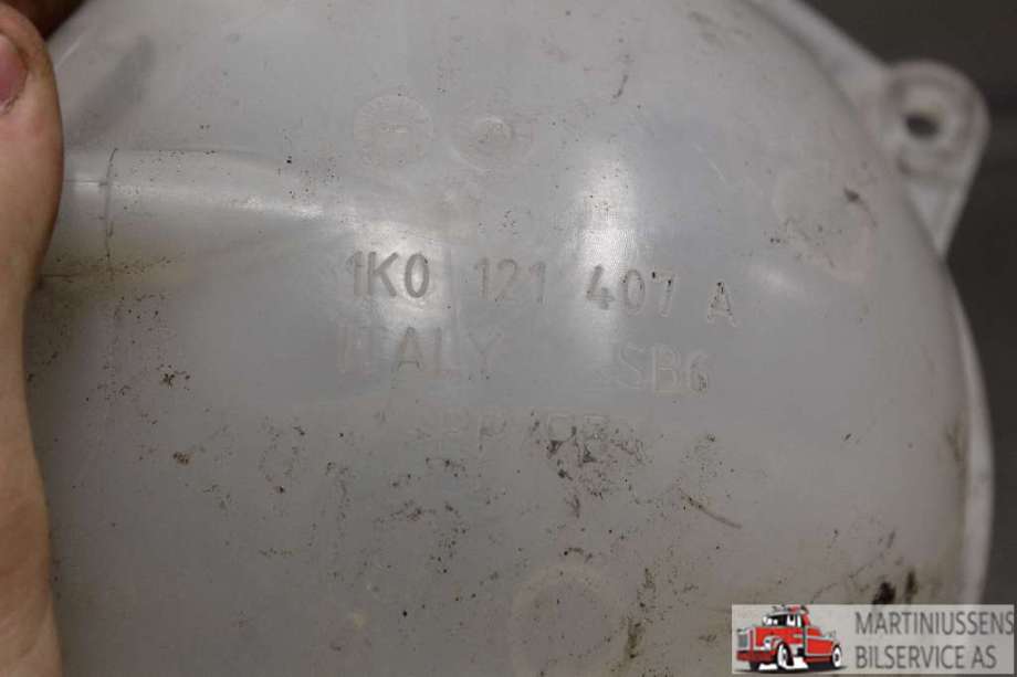 Ekspansjonstank til VW Caddy 2015-2020 (Type III, Fase 3)  (VOLKSWAGEN||1K0 121 407 A)
