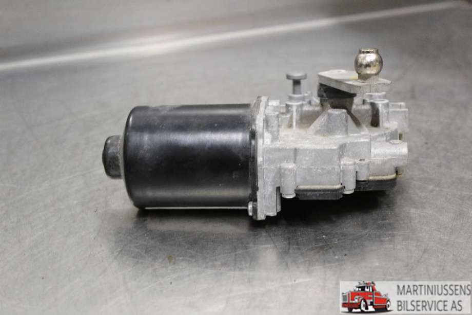 Viskermotor frontrute til Mercedes Vito 2014-->> (W447) (W447) (MERCEDES||W000051184)