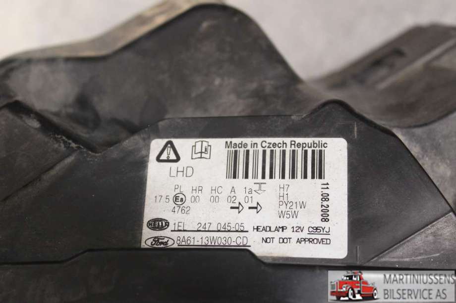 Frontlykt venstre halogen til Ford Fiesta 2008-2012 (Type VI, Fase 1)  (FORD||8A61-13W030-CD)