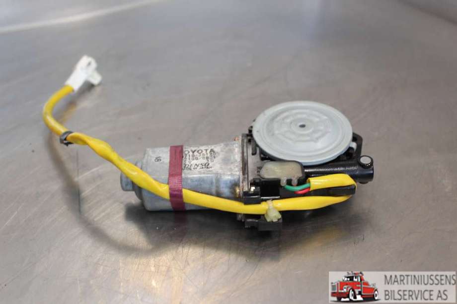 Ruteheis høyre til Toyota Hilux 2002-2005  (TOYOTA||85710-35120)