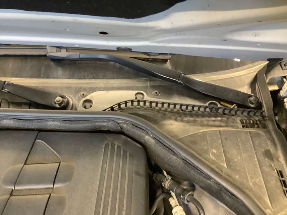 Viskerarmer frontrute til BMW 7-Serie, 2009-2015 (F01/F02/F03/F04) (F01/F02/F03/F04) (BMW|)