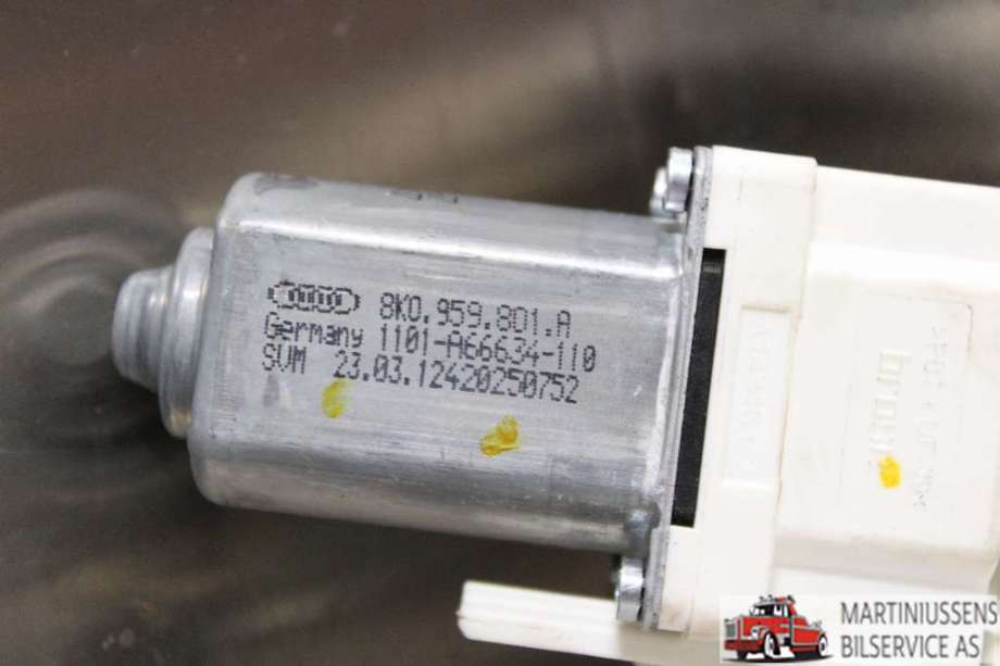 Ruteheis venstre til Audi A4 2007-2014 (Type IV) (B8) (B8) (AUDI|8K0.959.801.A|)