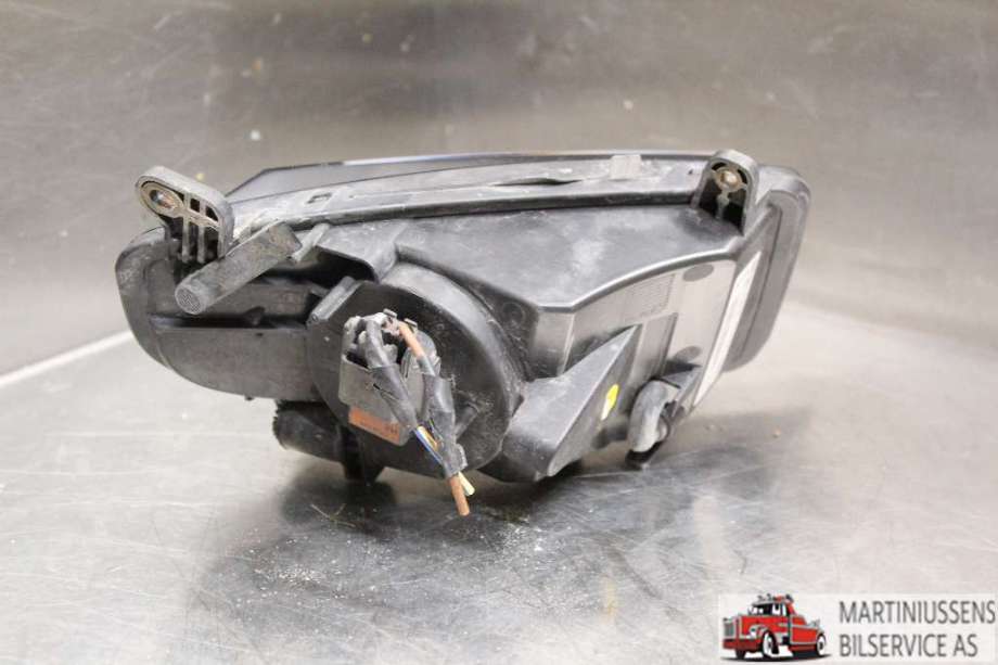Tåkelykt høyre foran til Audi A4 2007-2014 (Type IV) (B8) (B8) (AUDI|)