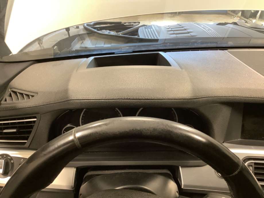 Dashbord til BMW 7-Serie 2009-2015 (F01/F02/F03/F04) (F01/F02/F03/F04) (BMW|)