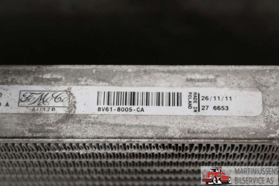 Radiator (manuell gir) til Ford C-Max 2010-2015 (Type II, Fase 1)  (FORD||8V61-8005-CA)