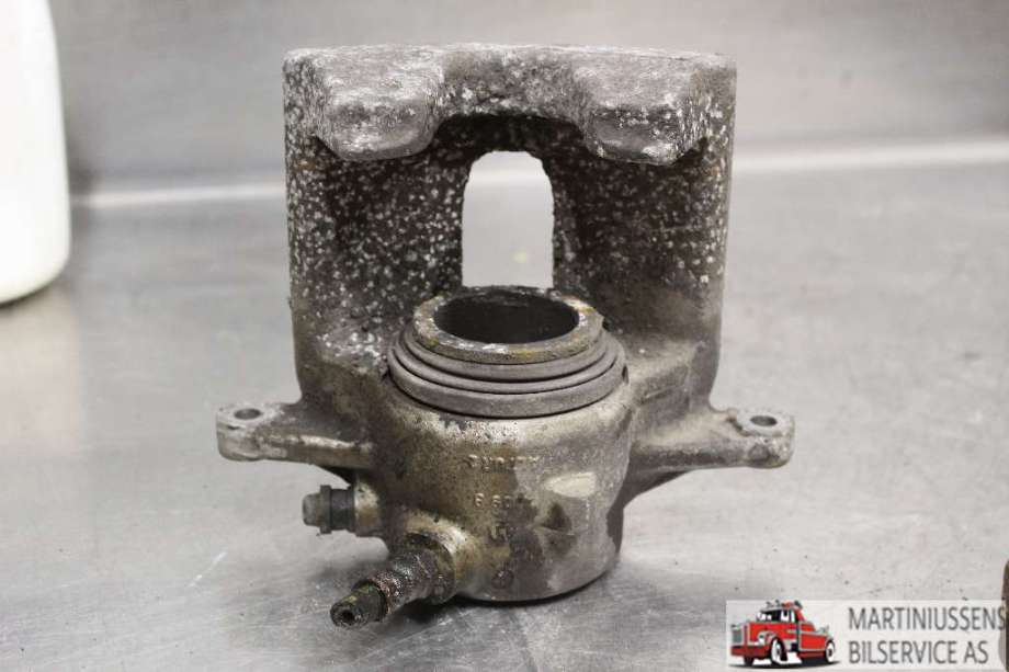 Bremsecaliper venstre foran til Mercedes E-Klasse 2013-2016 (Fase 2) (W212) (W212) (MERCEDES|)
