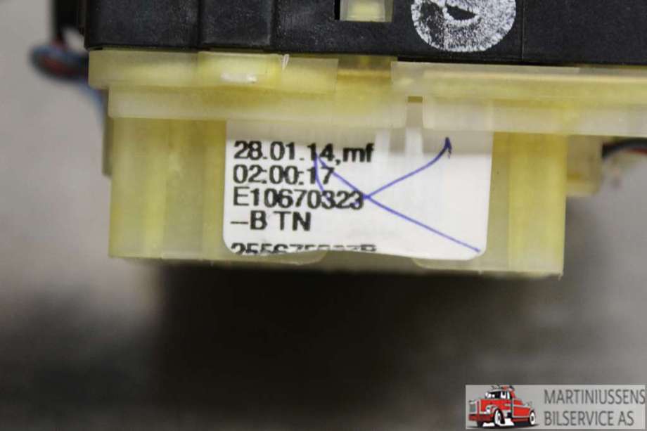 Bryter visker til Renault Captur 2013-2020 (Type I)  (RENAULT||E10670323)