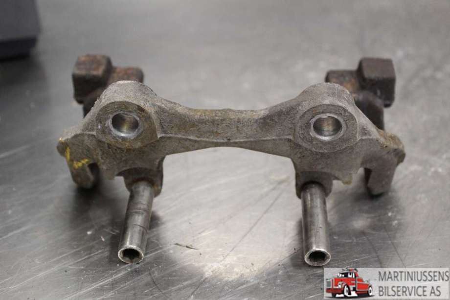 Bremsecaliper brakett til Saab 9-3, 2008-2011 (Type II, Fase 2)  (SAAB|)
