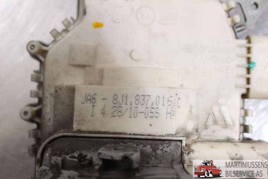 Låsekasse høyre til Audi Q5 2008-2012 (Type I, Fase 1)  (AUDI||8J1.837.016.C)
