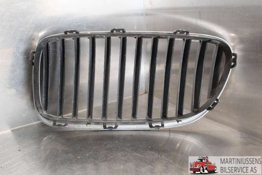Grill høyre til BMW 5-Serie 2010-2017 (F10/F11) (F10/F11) (BMW||188013-10)