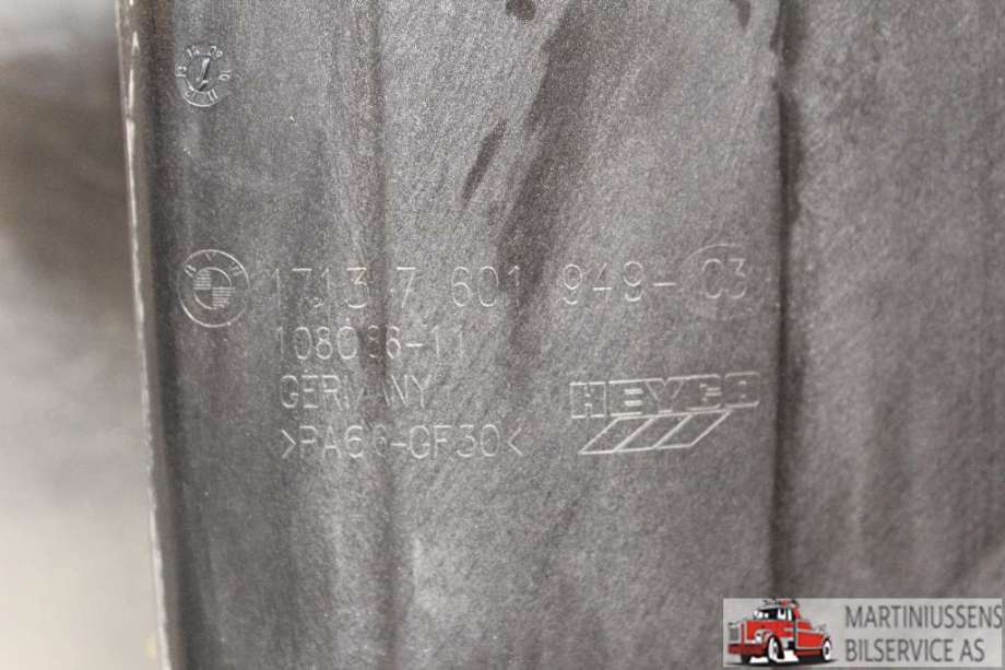 Ekspansjonstank til BMW 5-Serie 2010-2017 (F10/F11) (F10/F11) (BMW||17137 601 949-03)