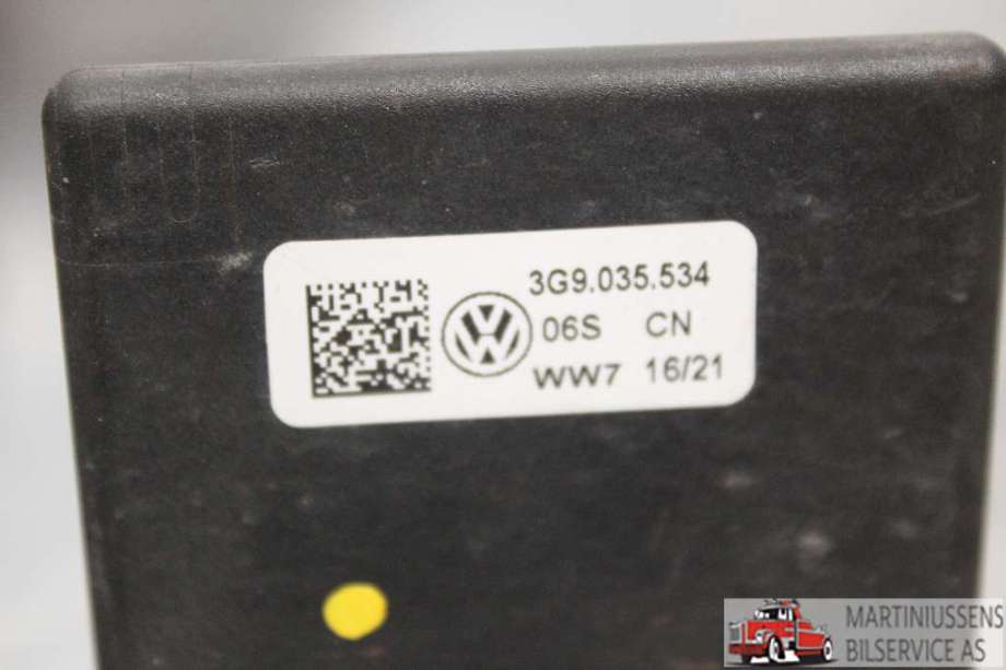 Antenne forsterker til VW Transporter / Caravelle 2019-->> (T6.1) (T6.1) (VOLKSWAGEN||3G9.035.534)
