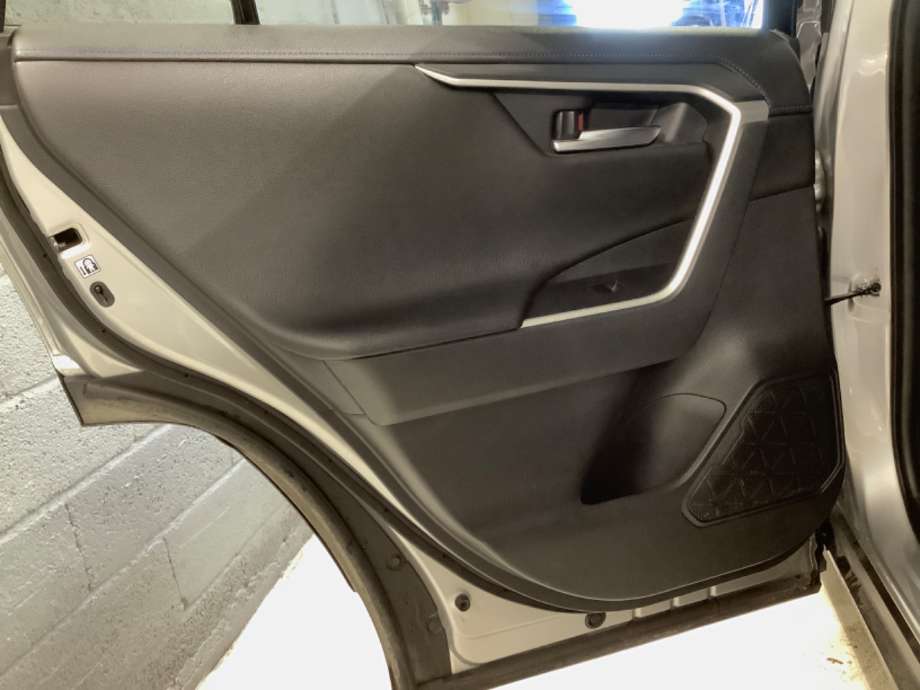Dørtrekk venstre til Toyota RAV4, 2019-->> (Type V)  (TOYOTA|)